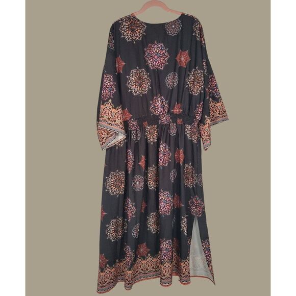 Bloomchic Wrap Front Dress with Kimono Sleeves  Size 26 NWT - Picture 2 of 6